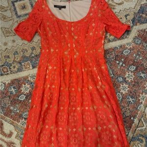 Nine West Lace Dress Size 6. Red/Orange color.